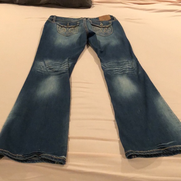 Jeans - Picture 2 of 2